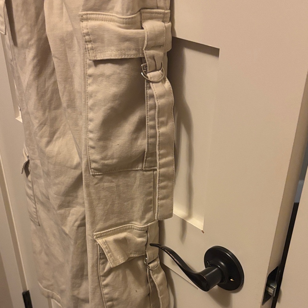 Eladay Women's Beige Wide Leg Cargo Pants - Picture 5 of 5